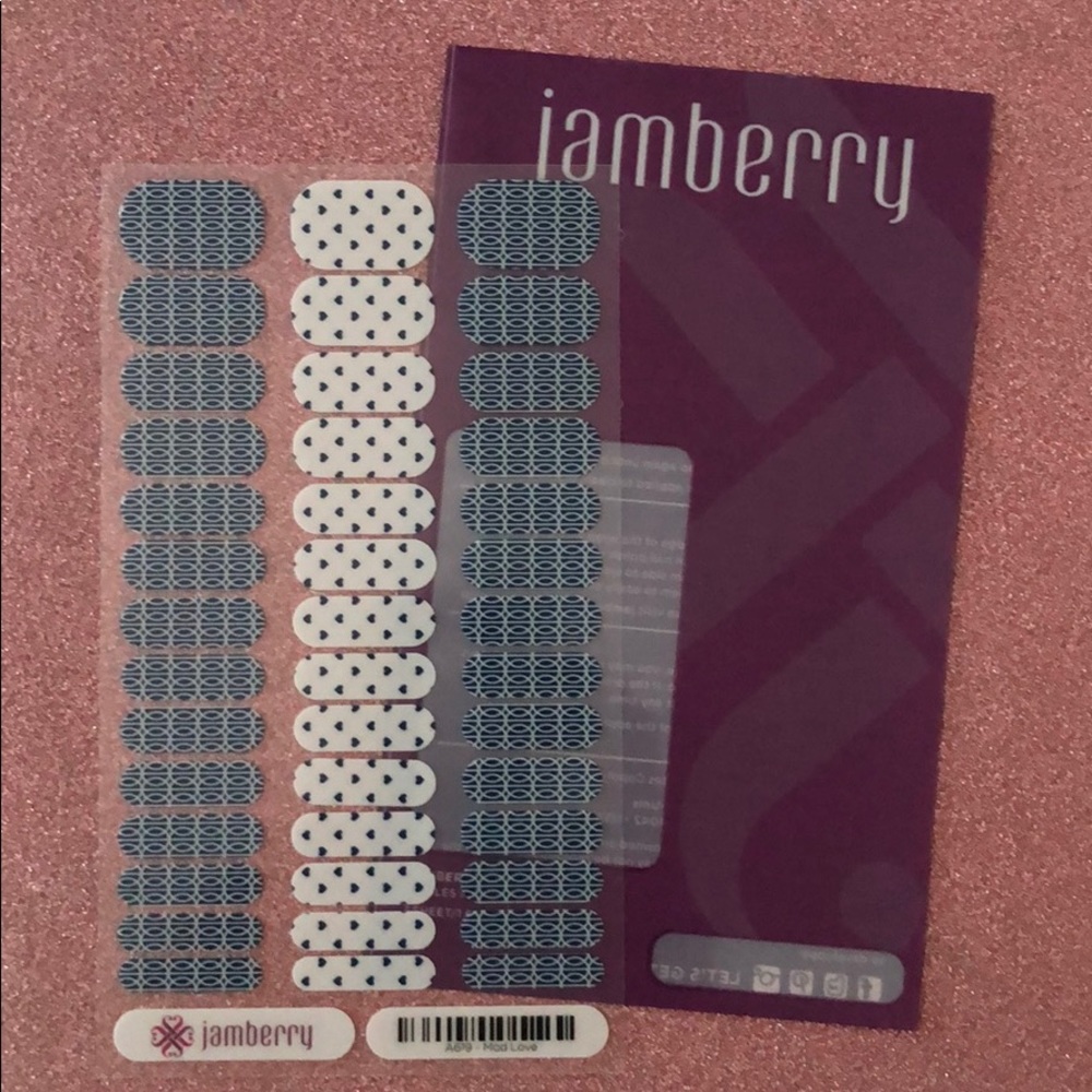 ✨NEW✨Jamberry Juniors Nail Wraps - Mod Love